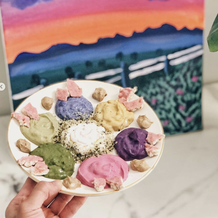 Palette breakfast bowl made with yogurt and moringa powder